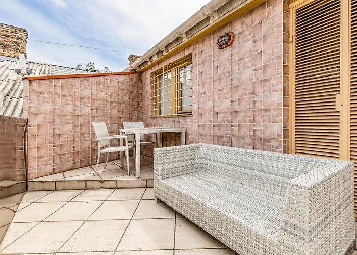 Deribasivska Cozy 4-room