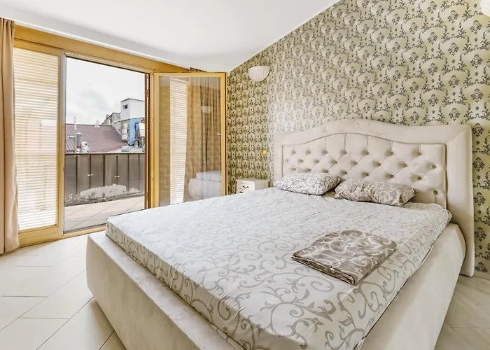 아파트 Deribasivska Cozy 4-room