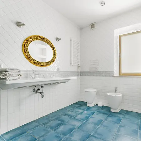 Deribasivska Cozy 4-room *