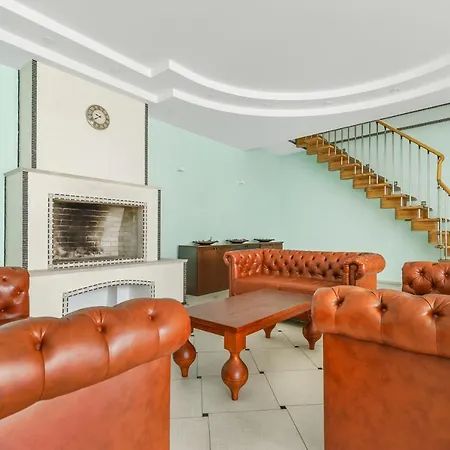 Deribasivska Cozy 4-room דירה