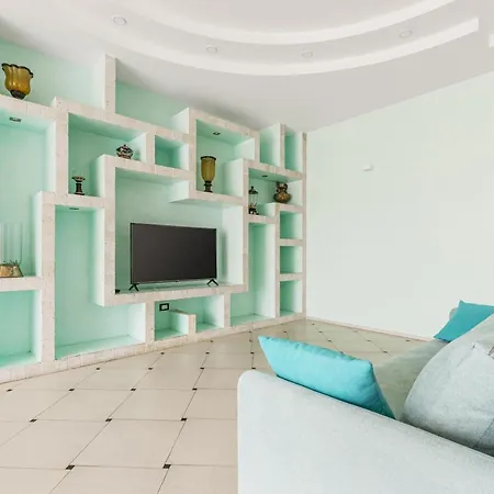 Deribasivska Cozy 4-room דירה *